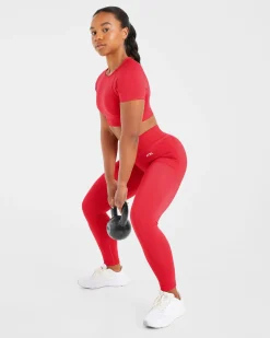 Adapt Seamless Crop Top