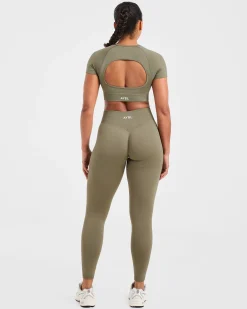 Adapt Seamless Crop Top