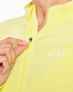 Adapt Seamless Jacket