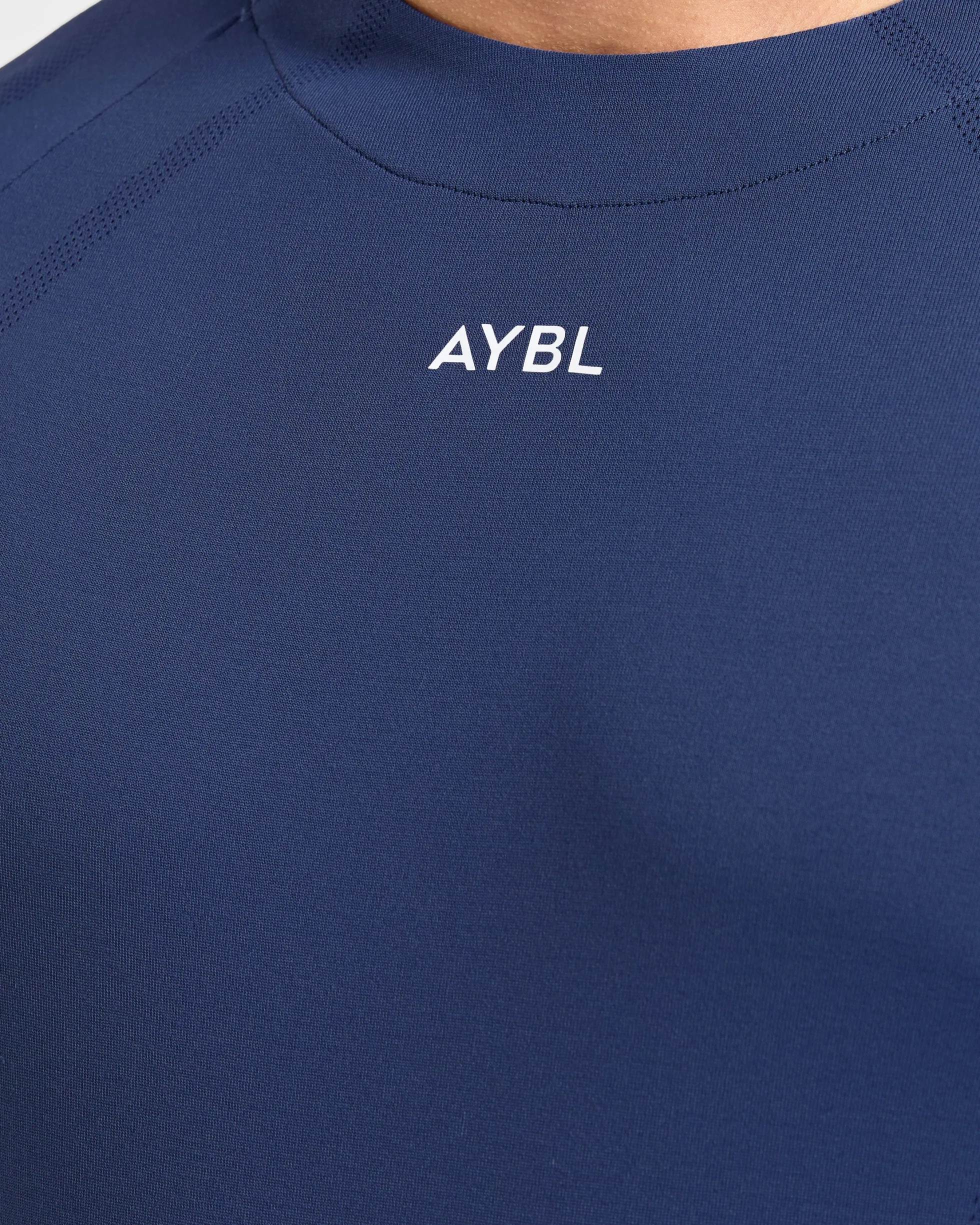 Attain Seamless T Shirt