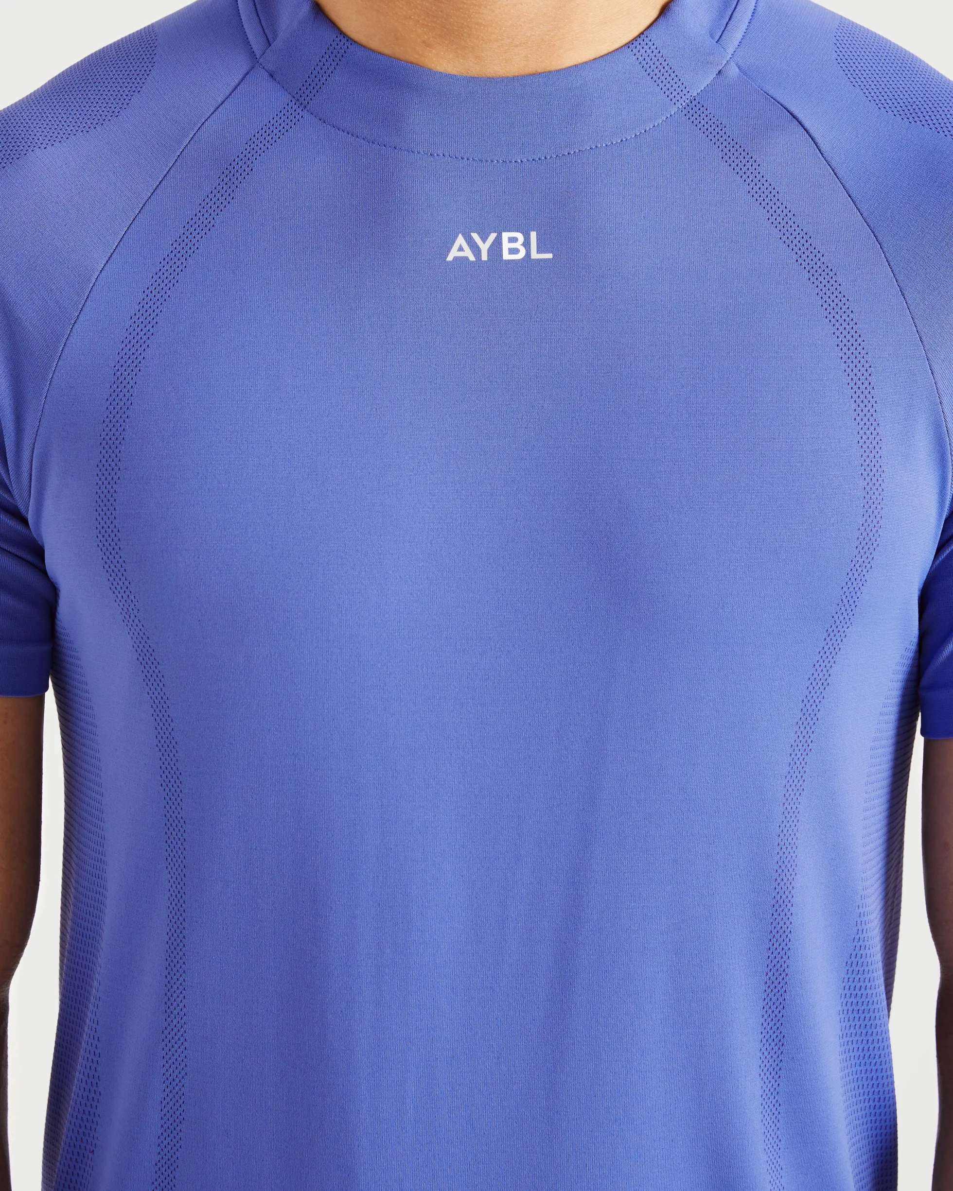 Attain Seamless T Shirt