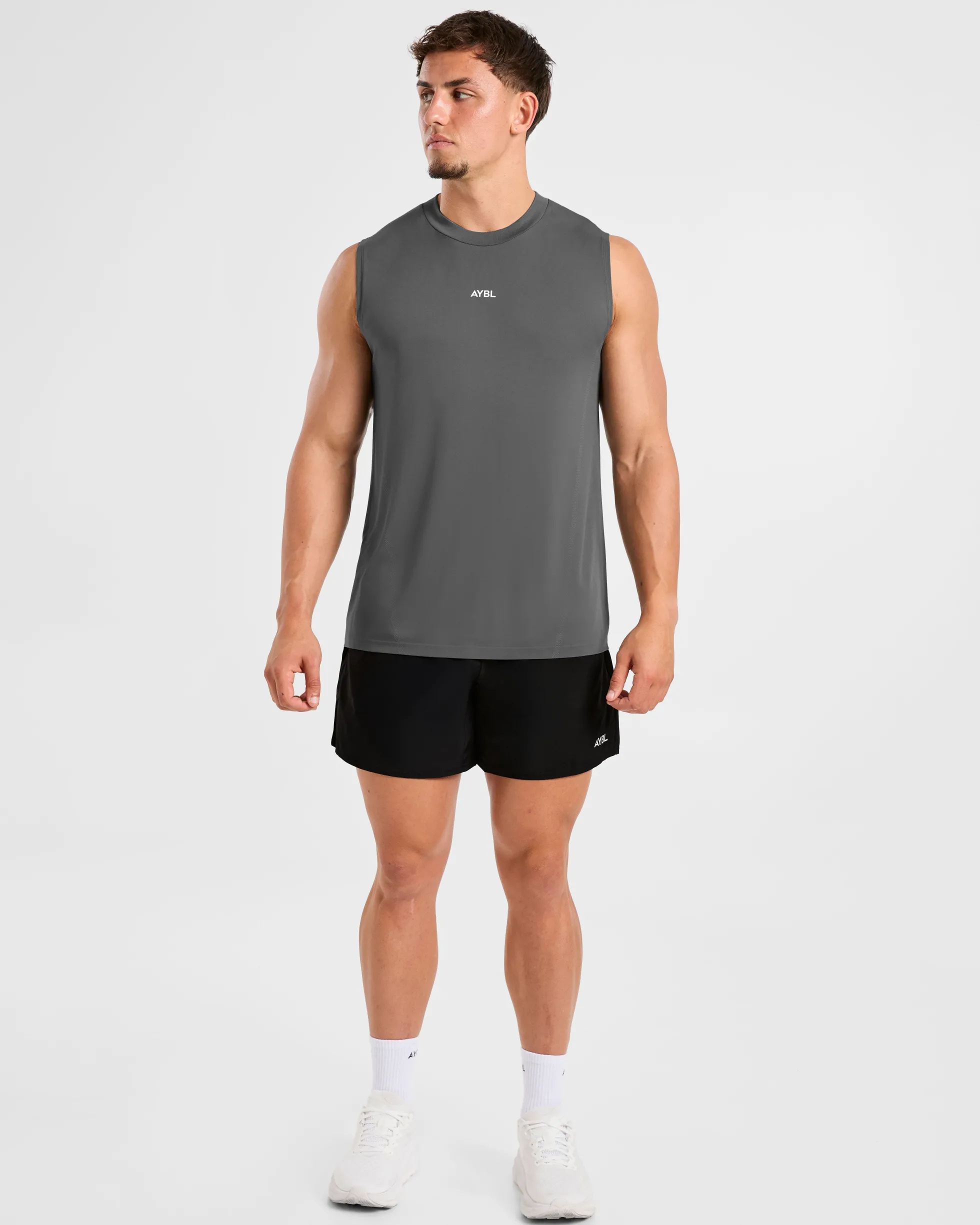 Attain Seamless Vest