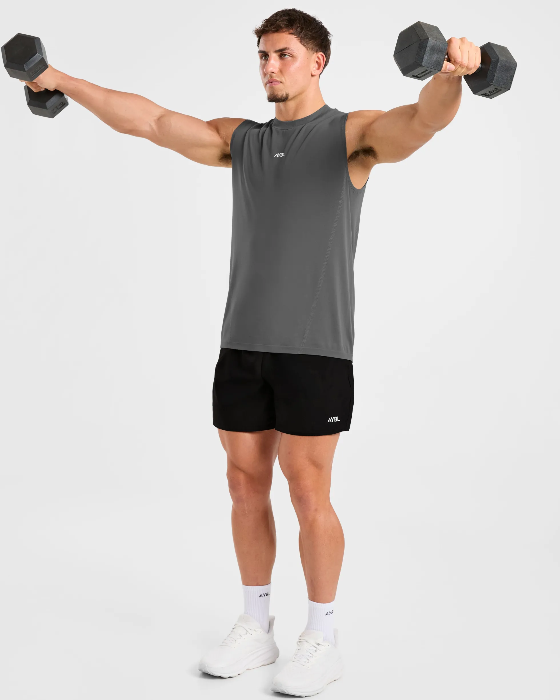 Attain Seamless Vest