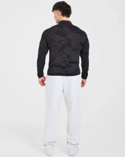 Camo Seamless 1/4 Zip Pullover