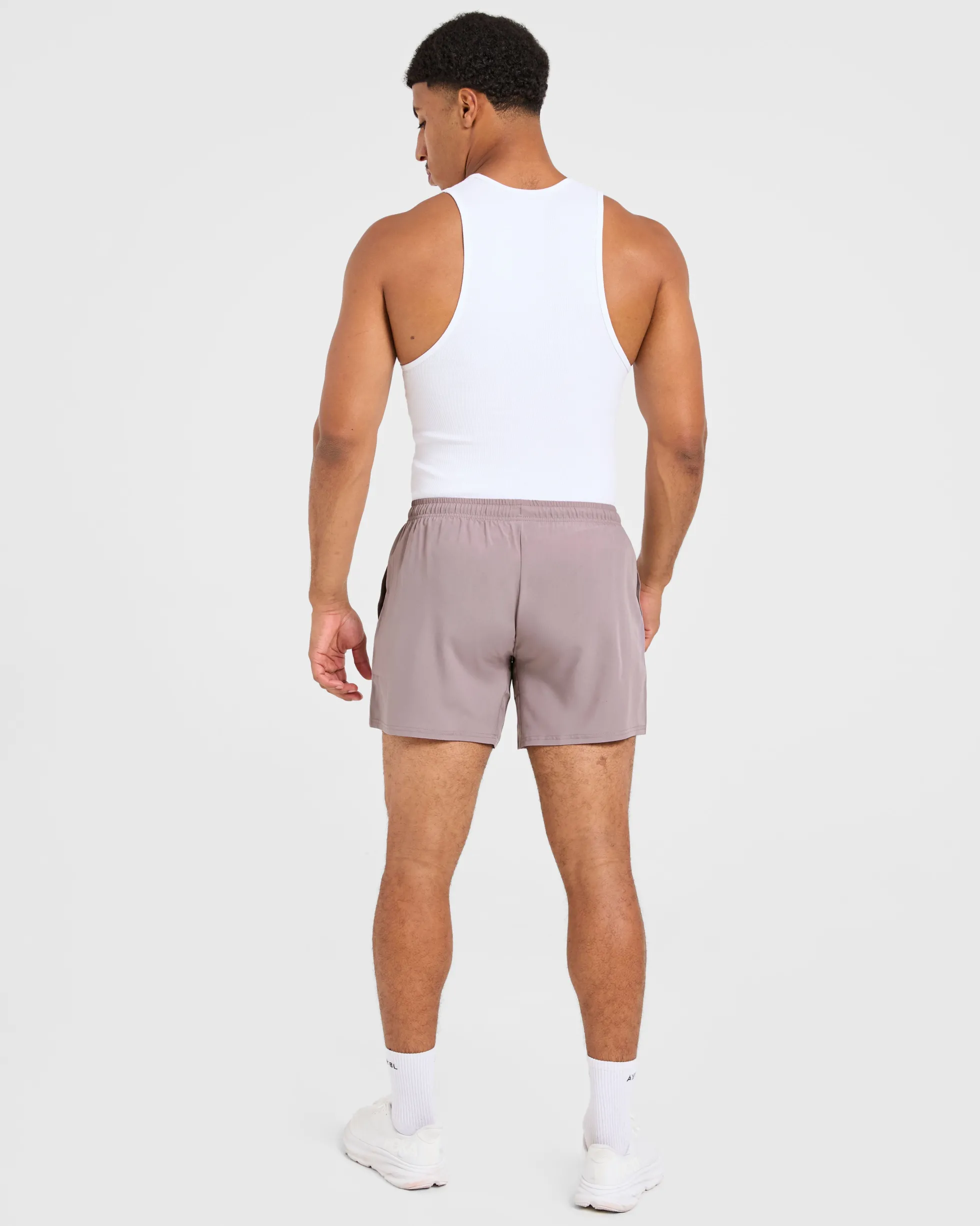 Core 5" Shorts