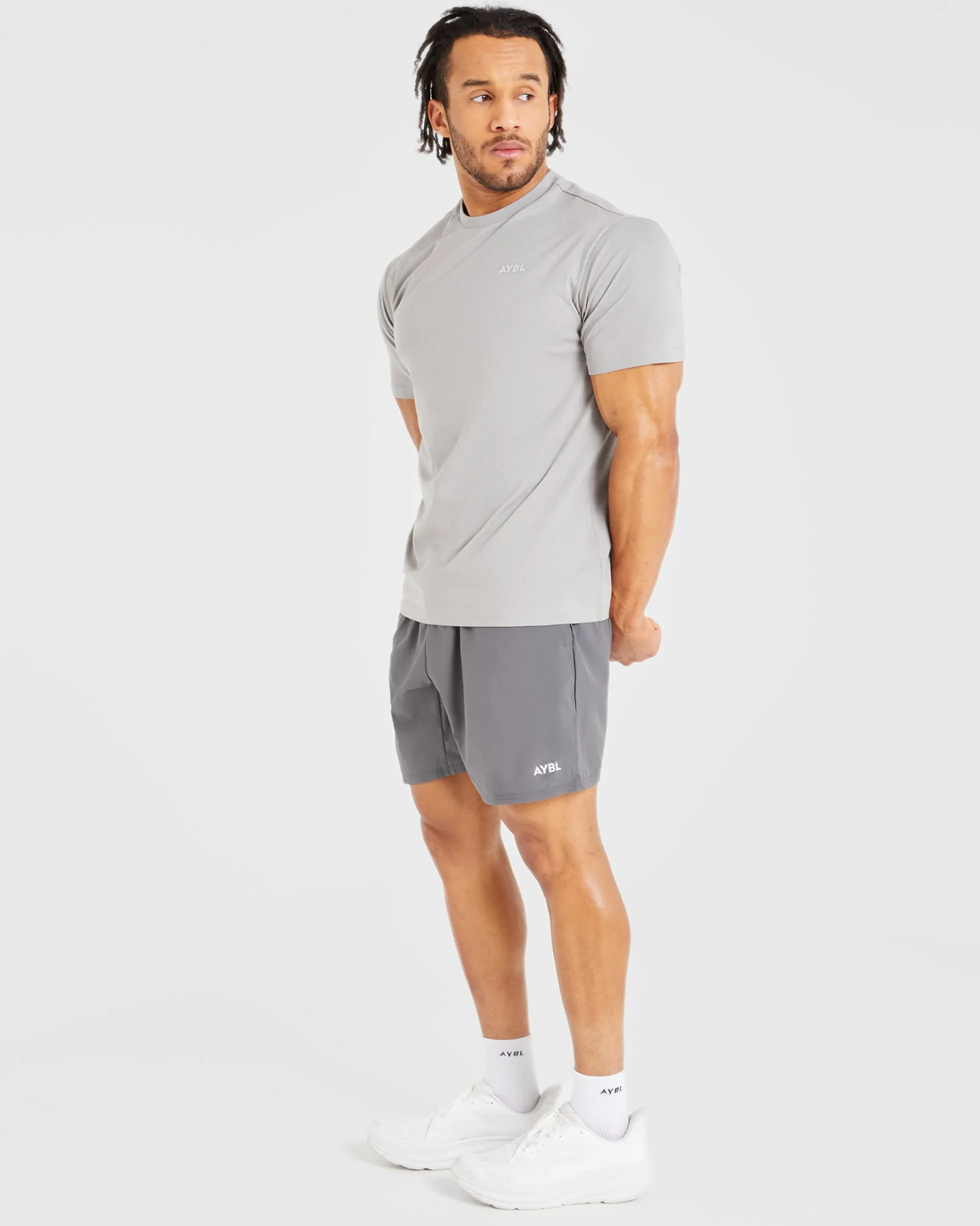 Core 7" Shorts