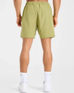 Core 7" Shorts
