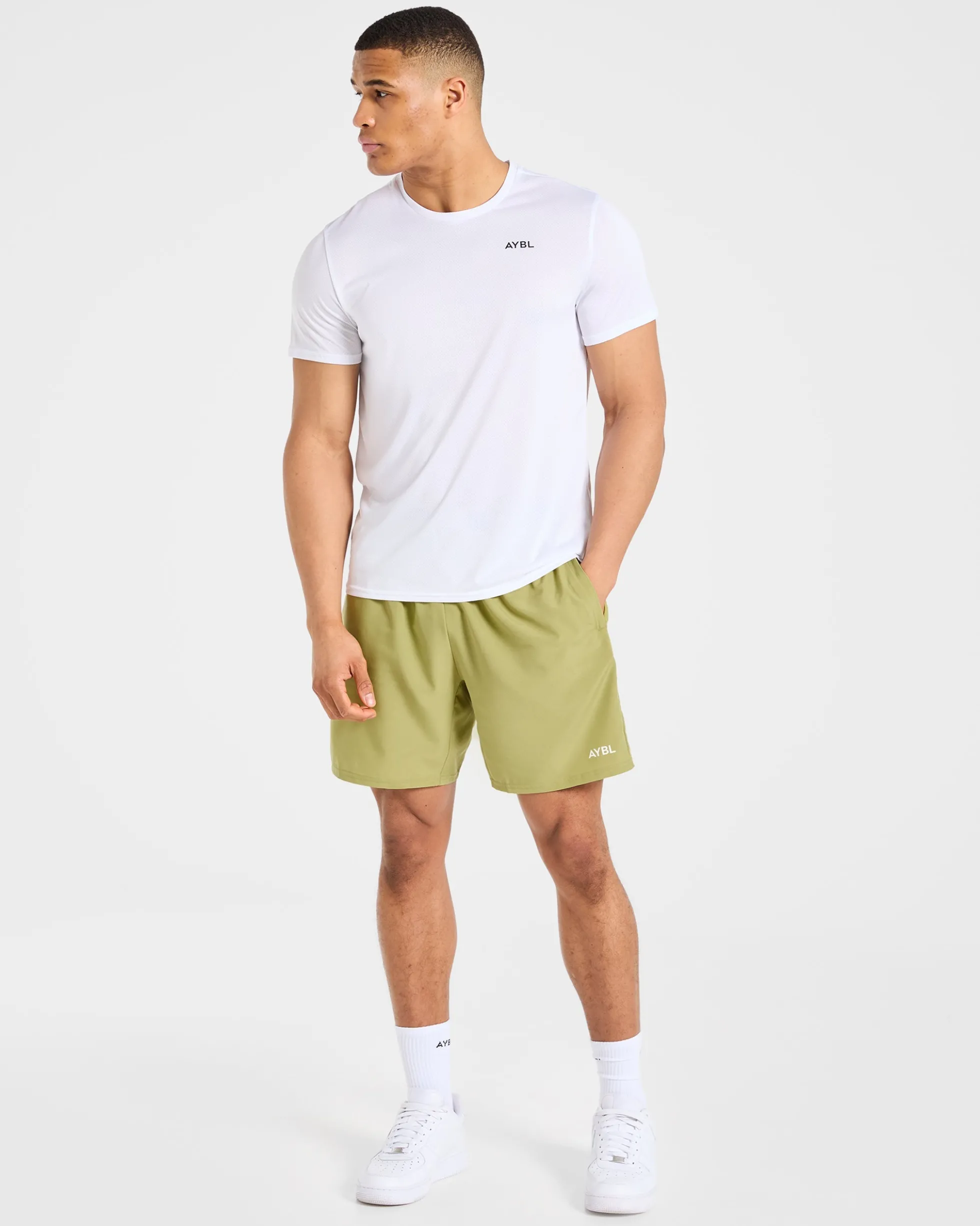 Core 7" Shorts