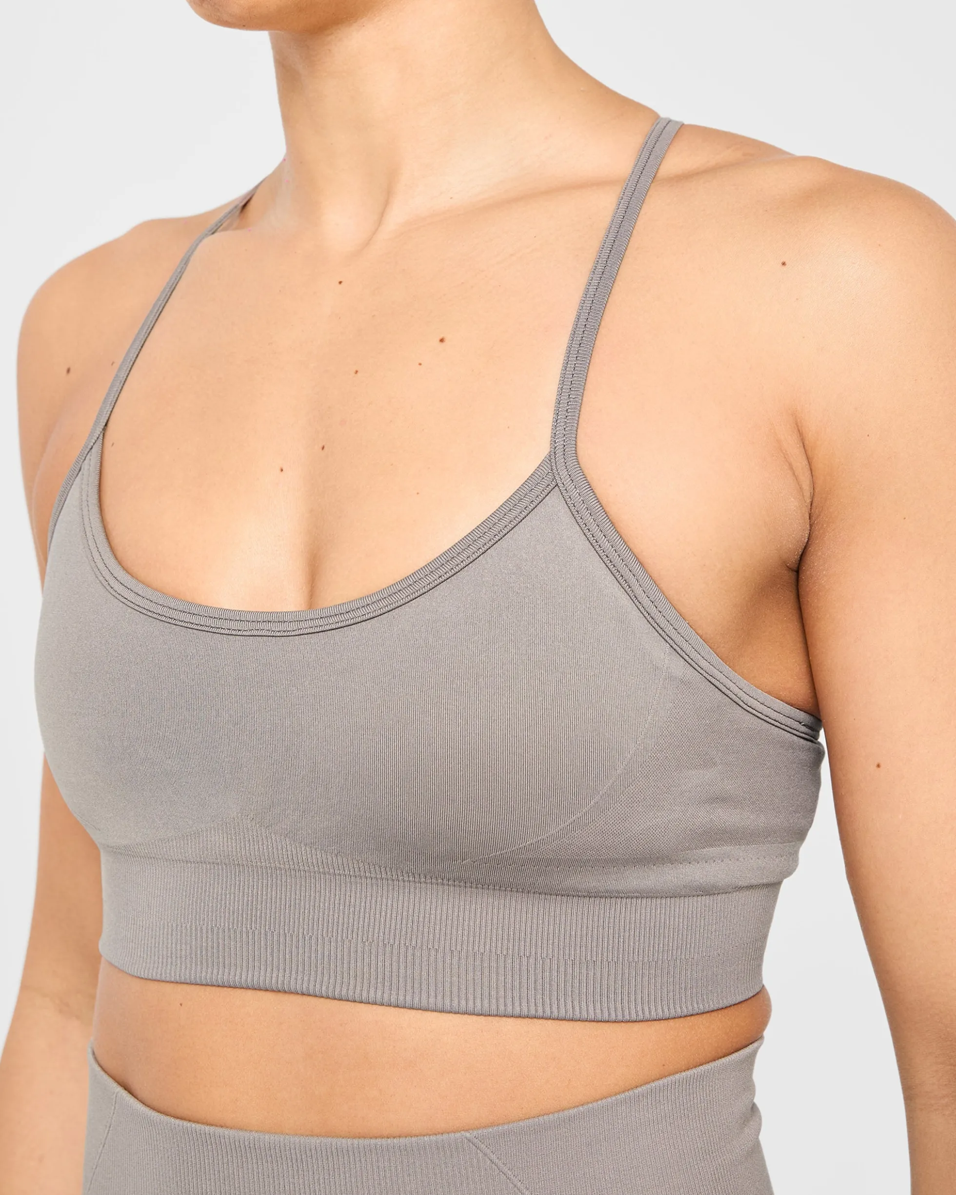 Empower Seamless Sports Bra