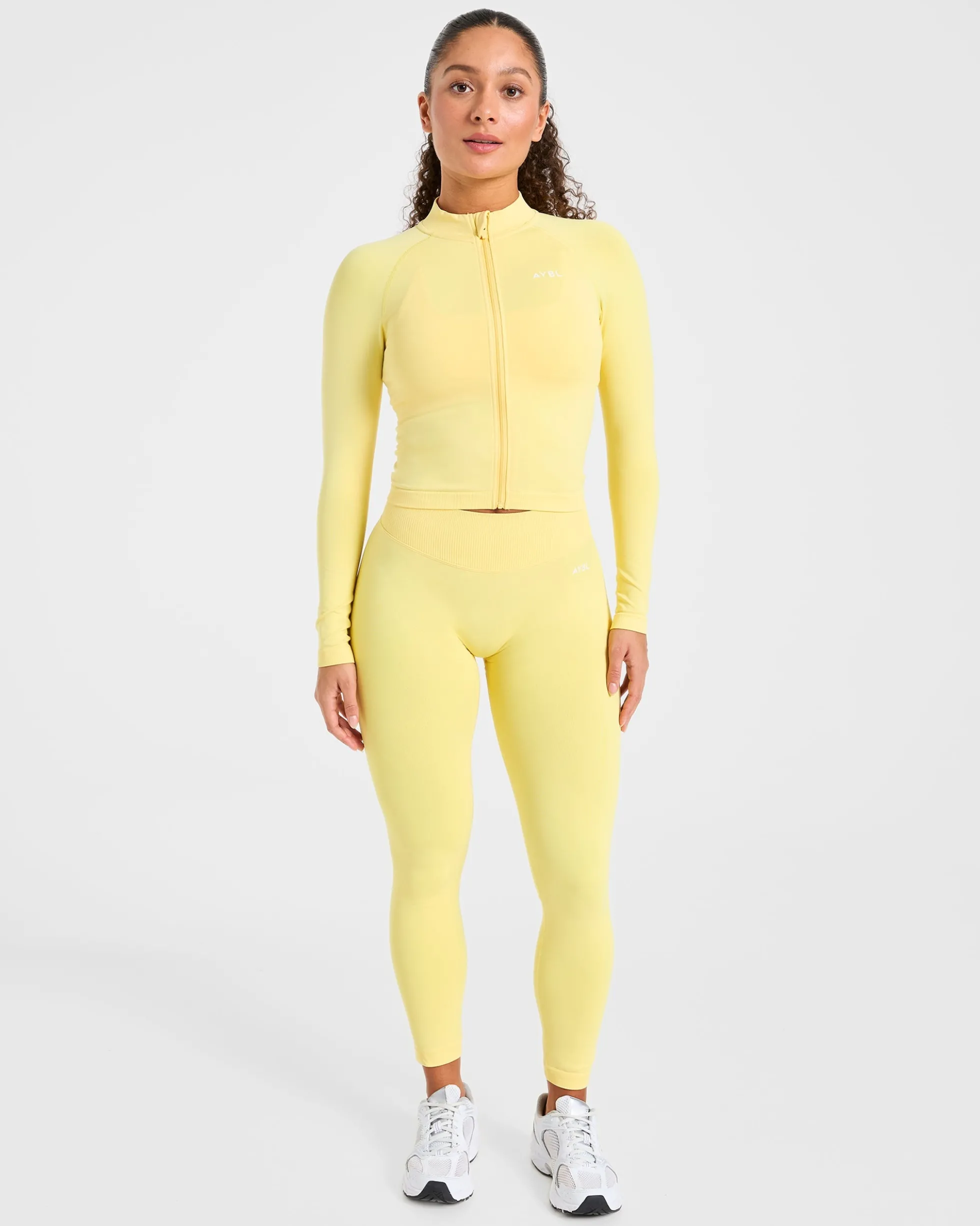 Enhance Seamless Jacket