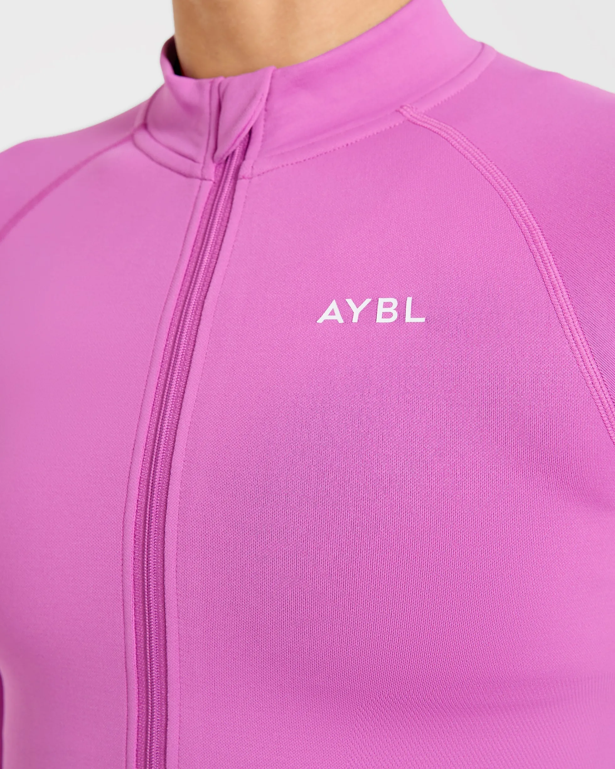 Enhance Seamless Jacket