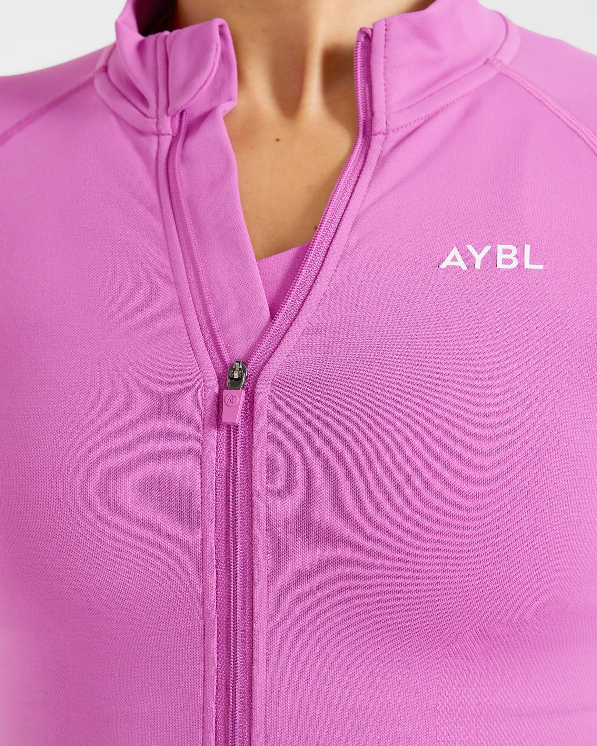 Enhance Seamless Jacket