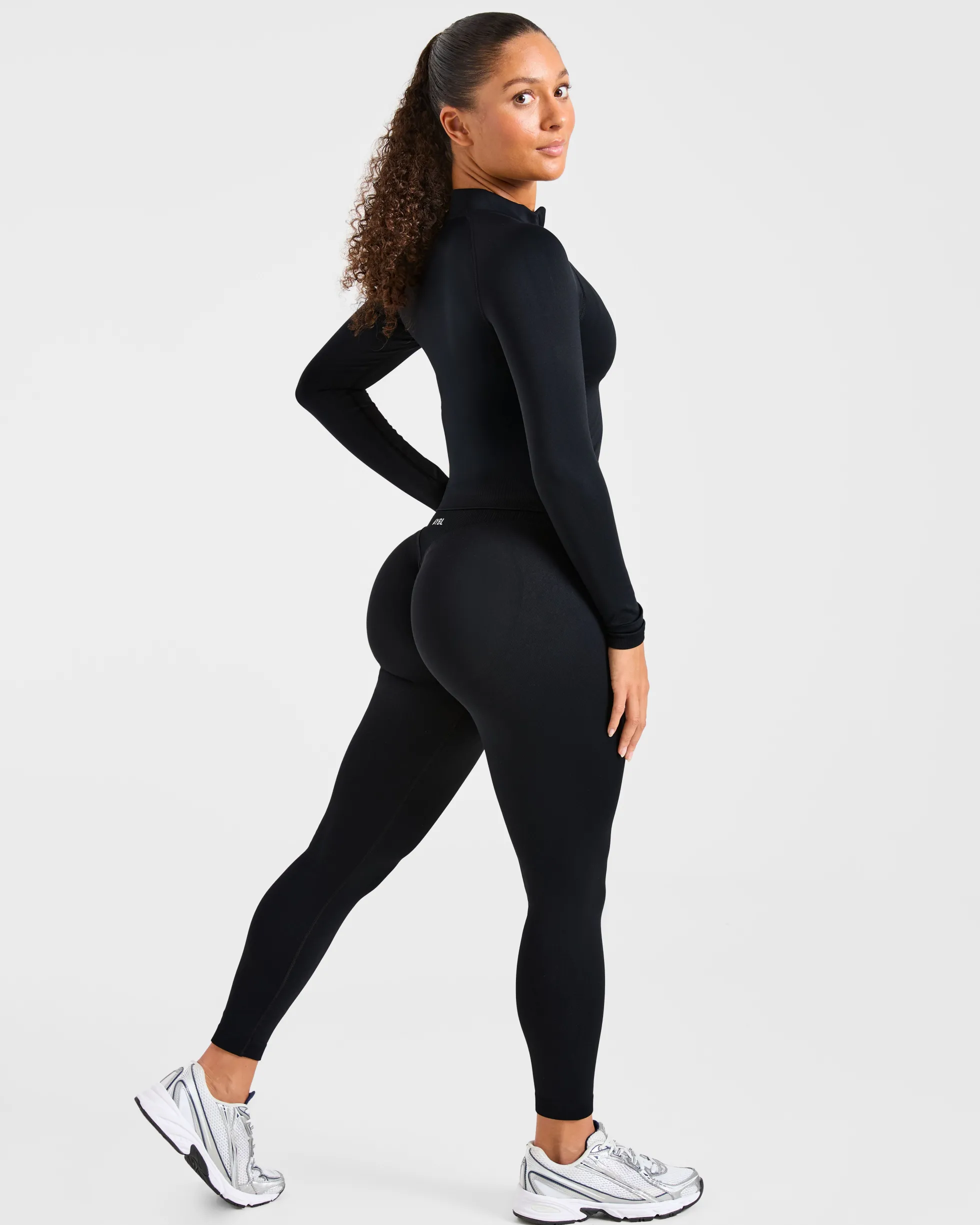 Enhance Seamless Jacket