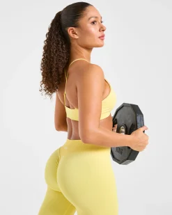 Enhance Seamless Sports Bra