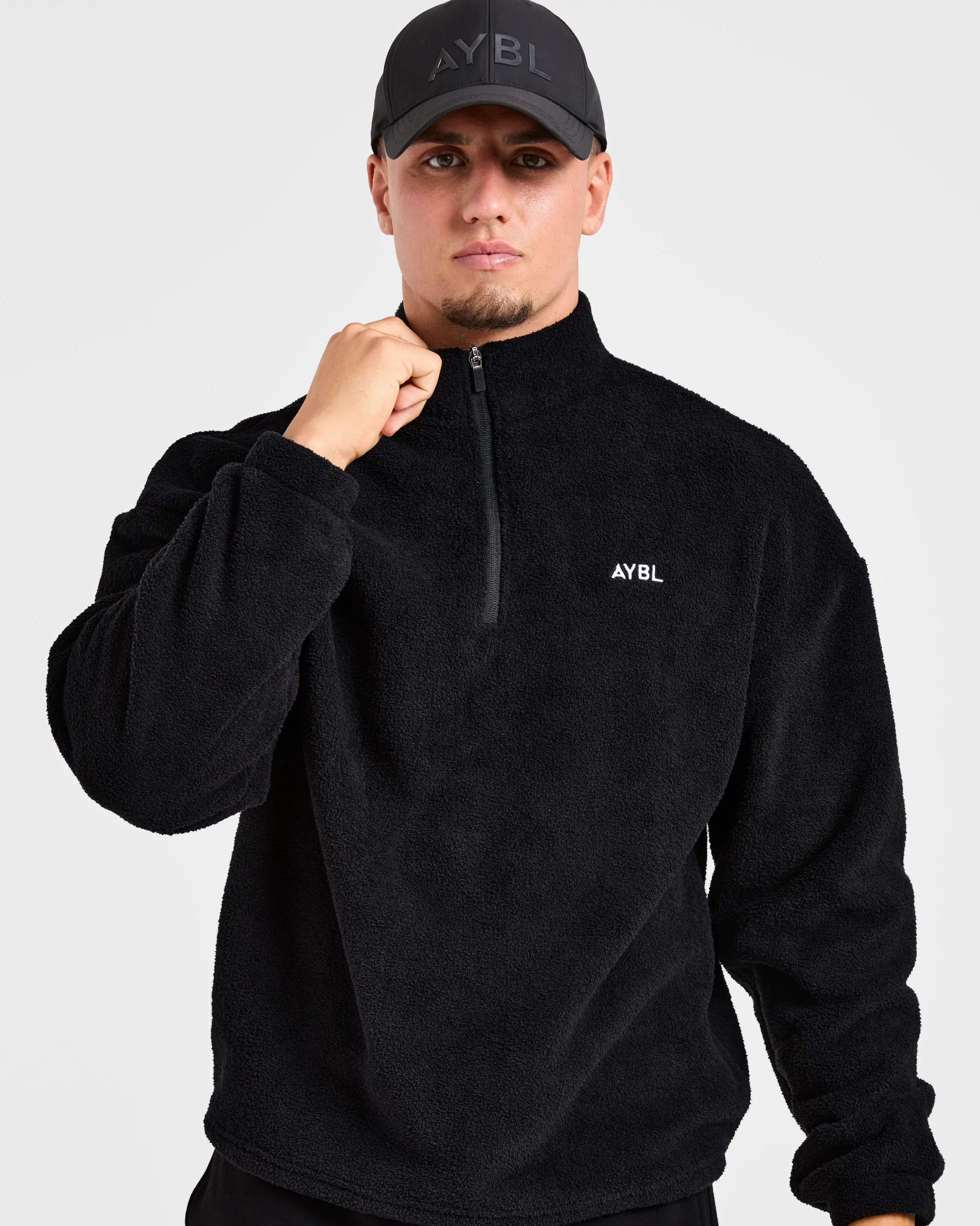 Essential 1/4 Zip Fleece