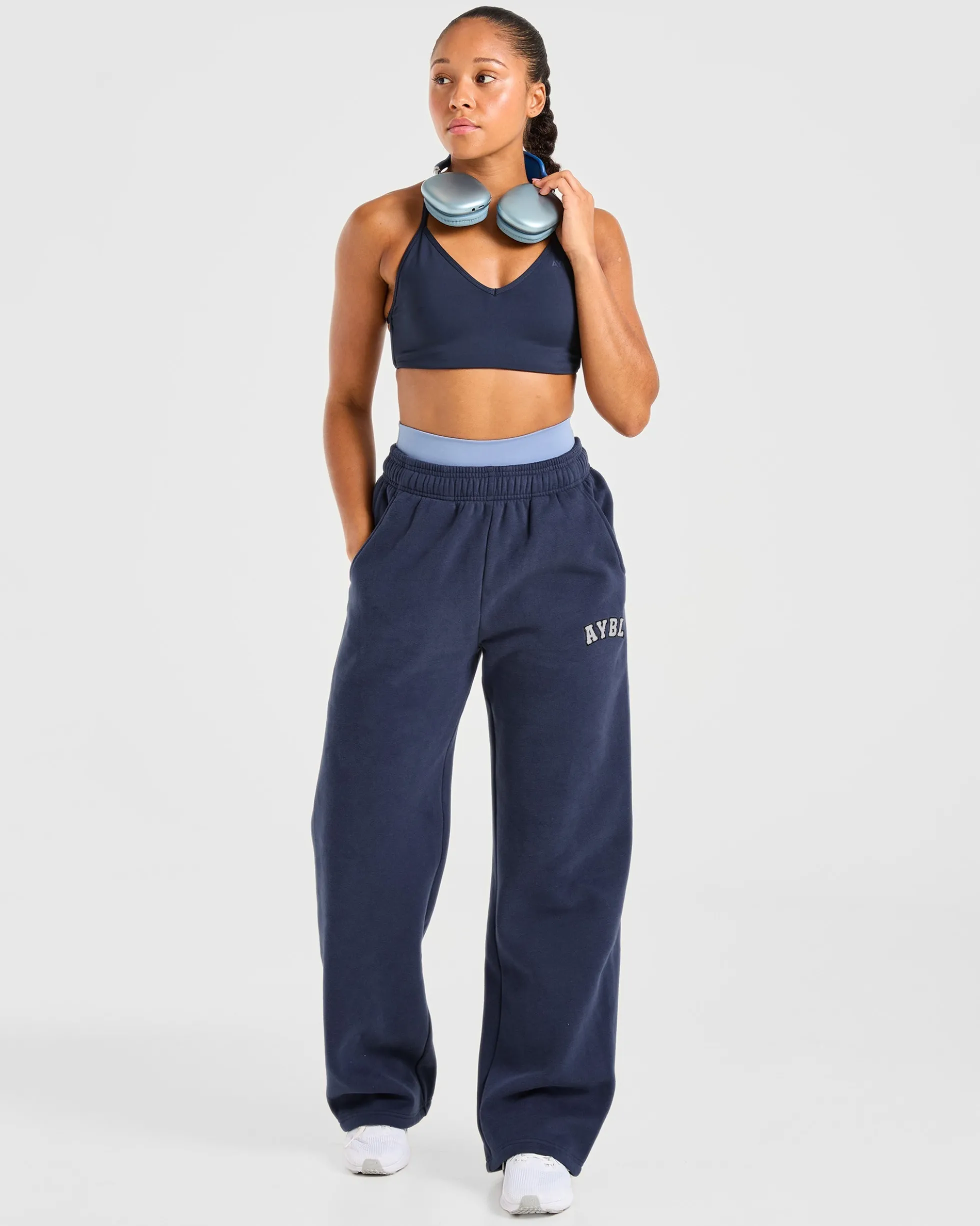 Essential Crossback Sports Bra