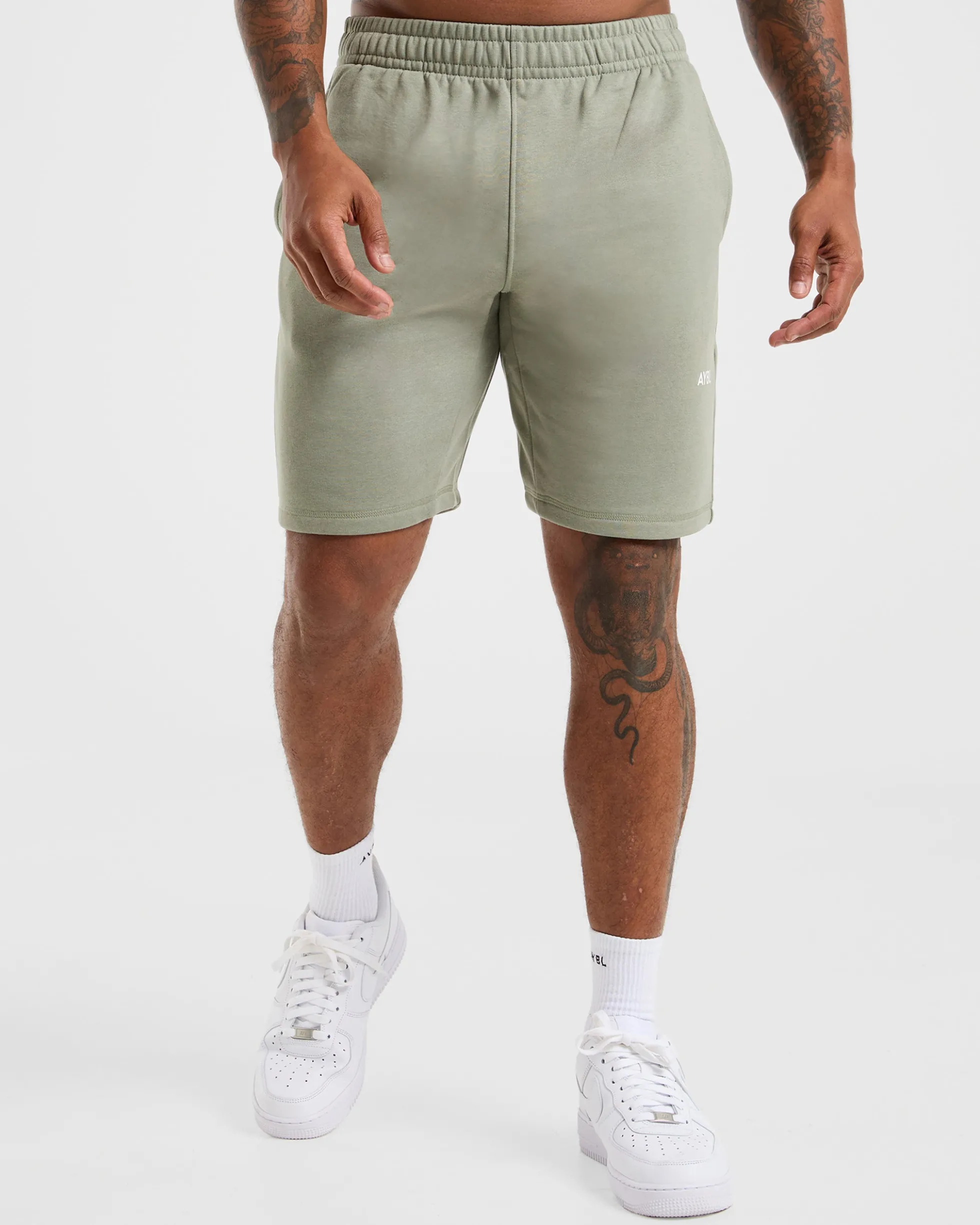 Essential Lightweight 7" Shorts
