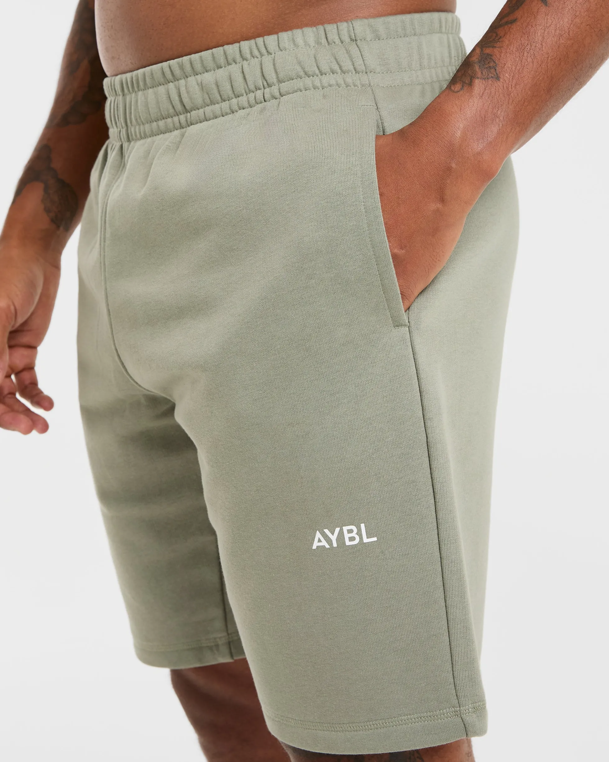 Essential Lightweight 7" Shorts