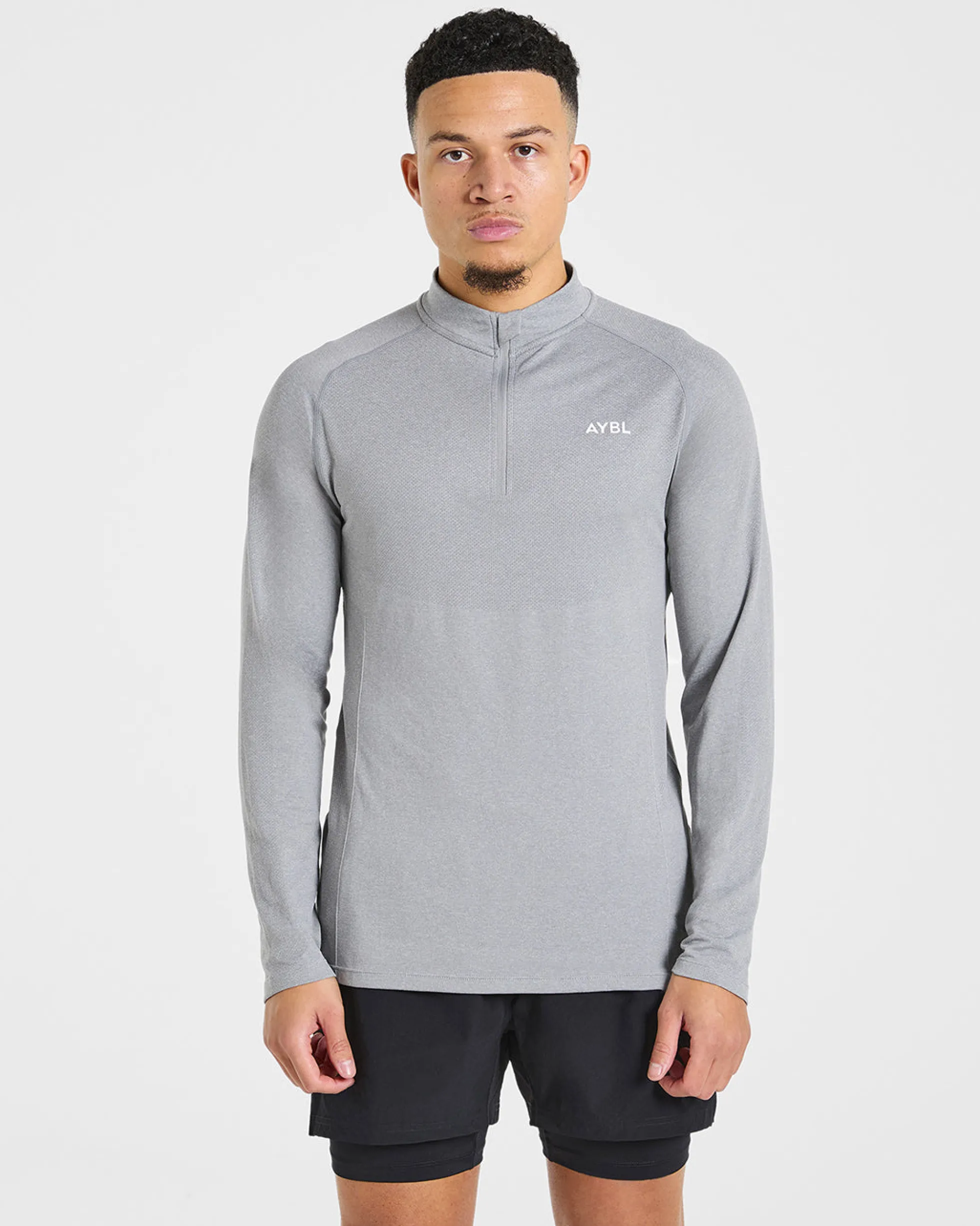 Essential Seamless 1/4 Zip Pullover