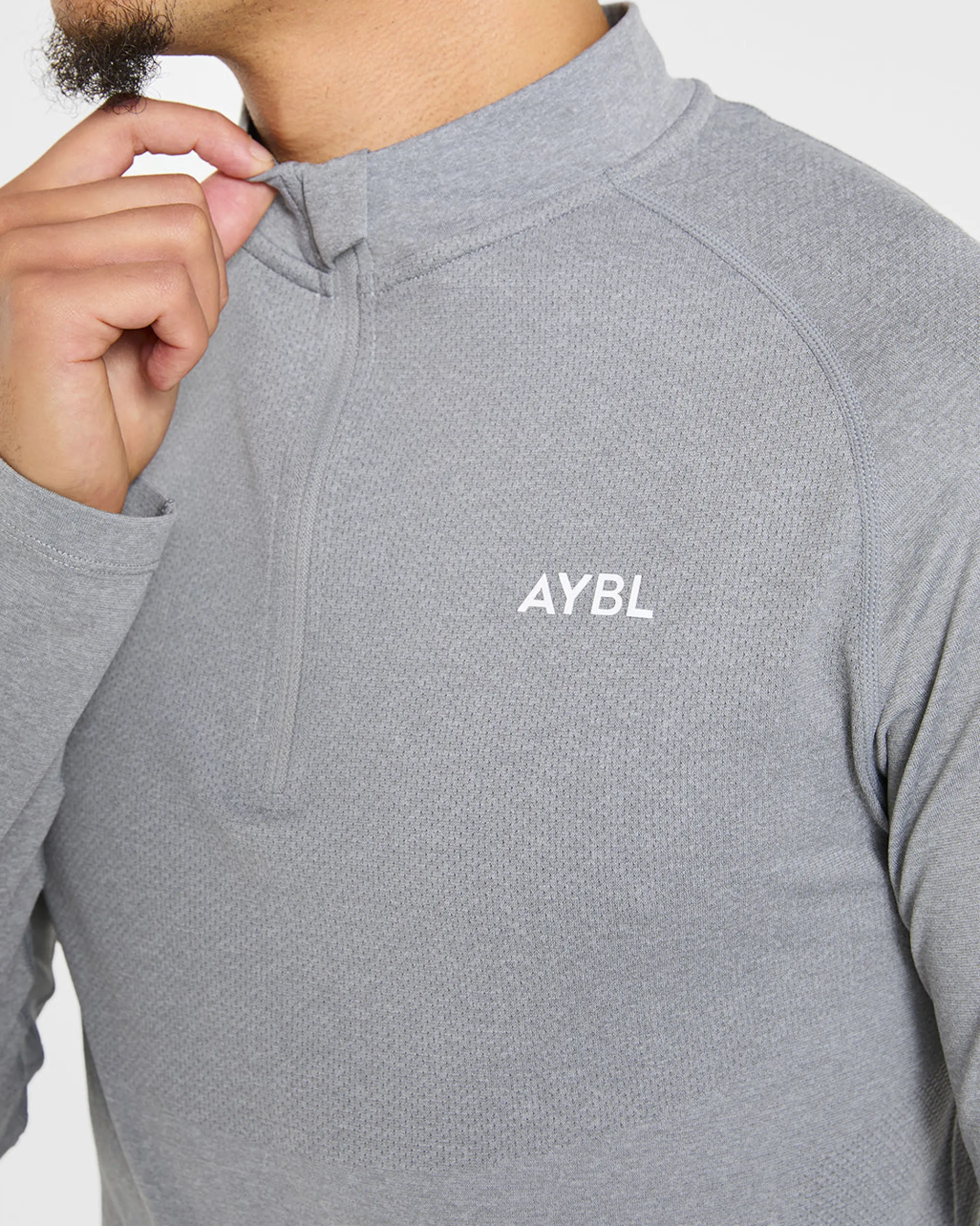 Essential Seamless 1/4 Zip Pullover