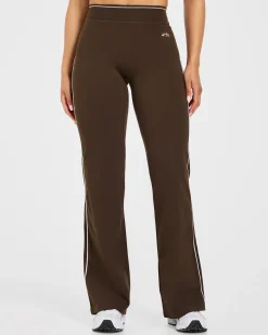 Form Flared Leggings