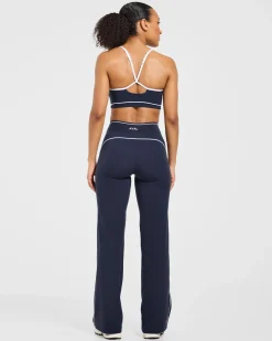 Form Flared Leggings
