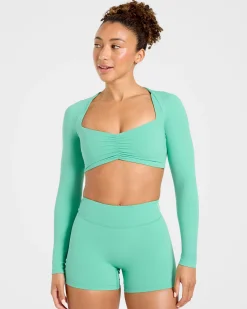 Physique Long Sleeve Crop Top