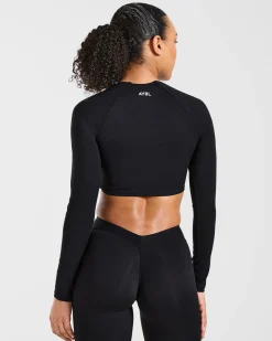 Physique Long Sleeve Crop Top