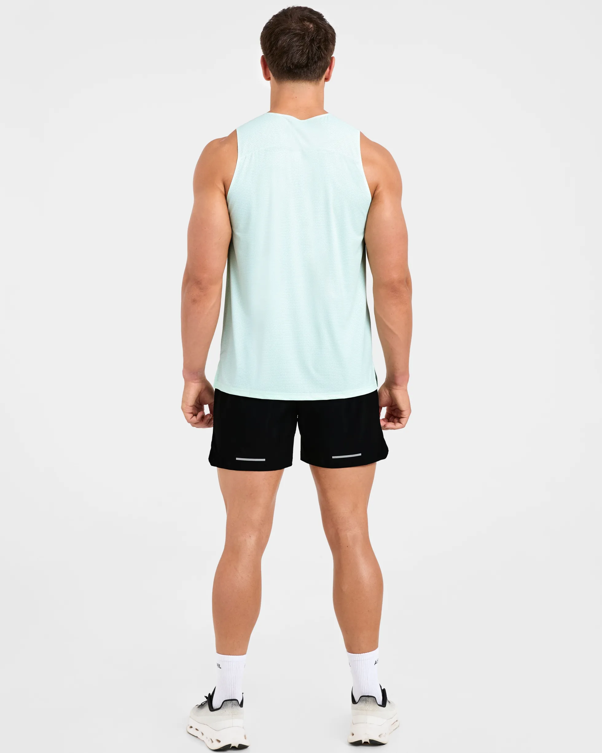 Run Loose Tank