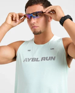 Run Loose Tank